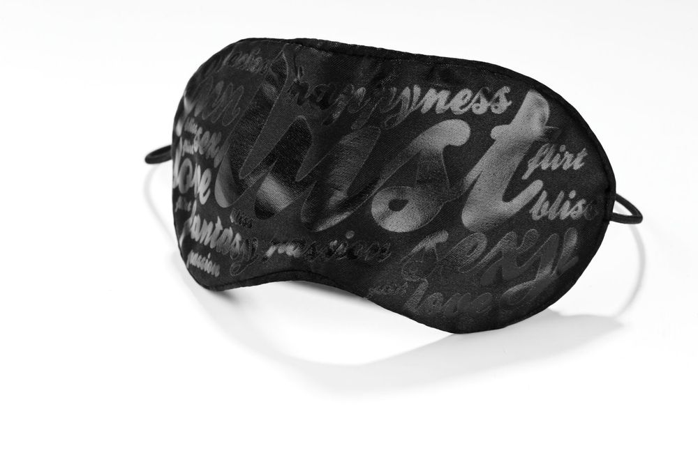 Маска ніжна на очі Bijoux Indiscrets - Blind Passion Mask у подарунковій упаковці